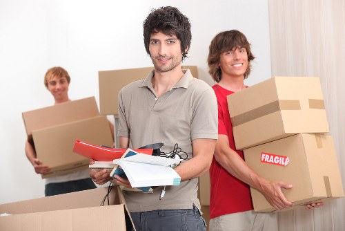 Professional packing support for fragile household items during a Knightsbridge move