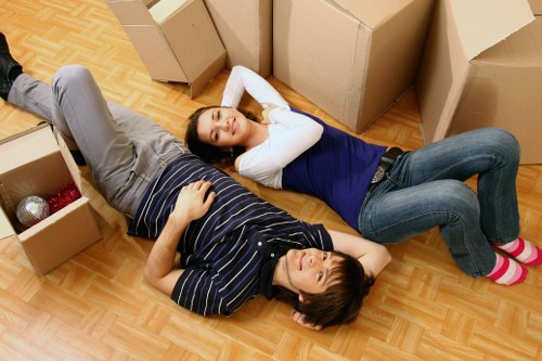 Packing and unpacking support for a premium move in Knightsbridge